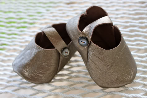 DIY Leather Baby Shoes with Free Pattern