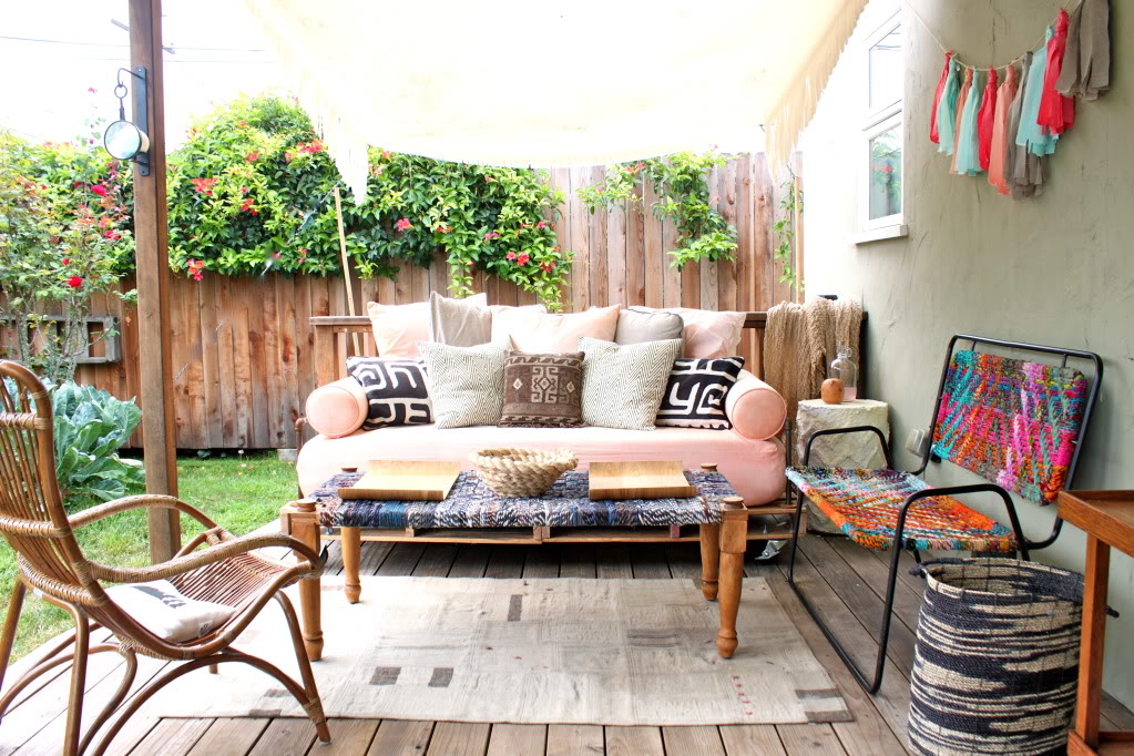 How To Build A Pallet Daybed Pretty Prudent
