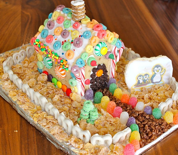 DIY Pop Tarts Gingerbread House Pretty Prudent