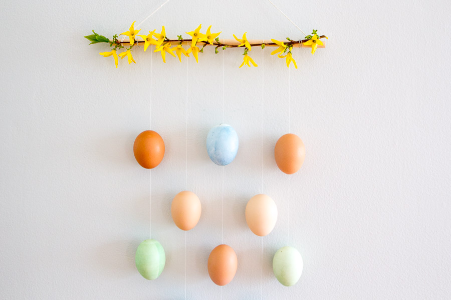 DIY Easter Egg Wall Hanging